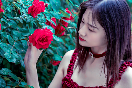 芬兰总统化名参加铁人三项 获得亚军　